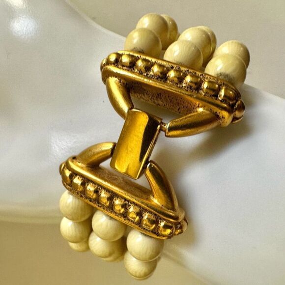 Napier cream and gold tone vintage multi strand bracelet - Picture 3 of 8